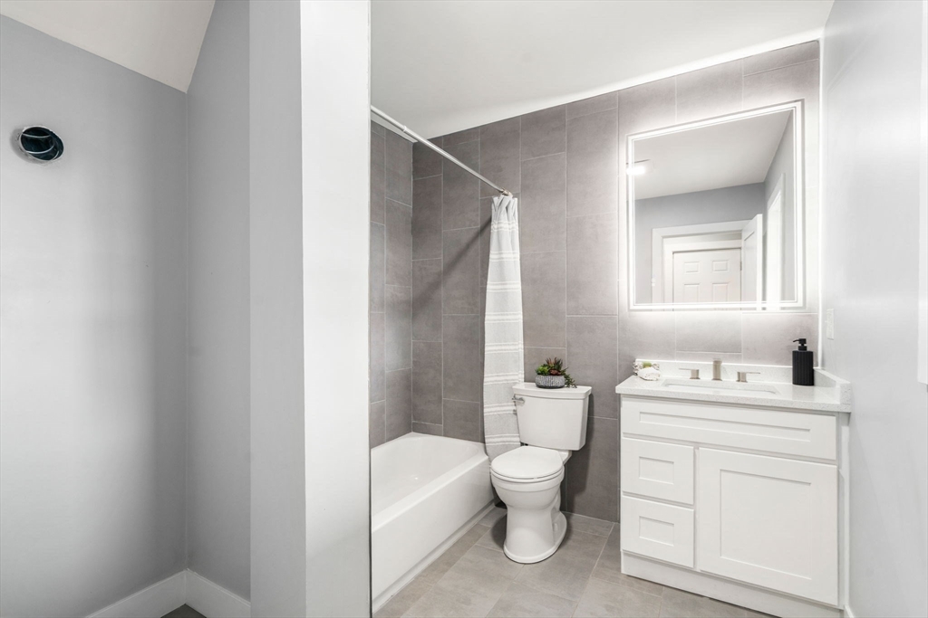 679 Columbia Road #1, Boston, MA Photo #5