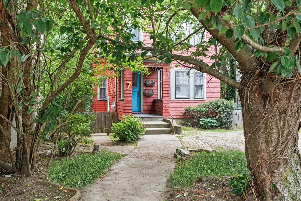 7 Oliver Rd
