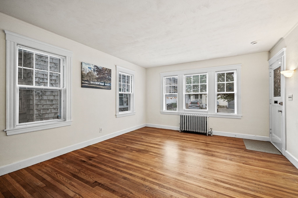 7 Oliver Rd