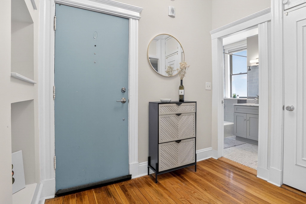 36 E Newton St 1