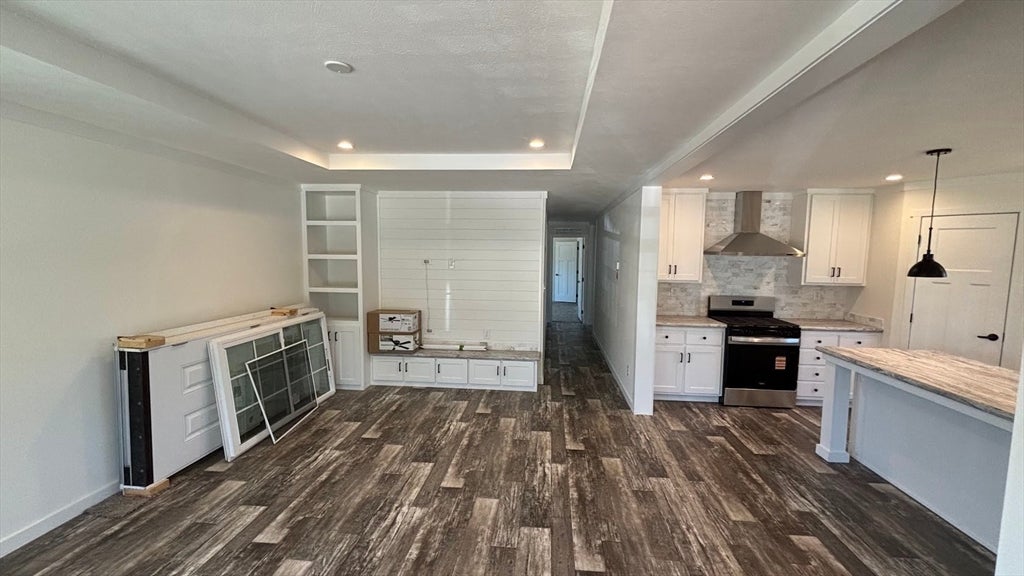 24 Pinrock Drive