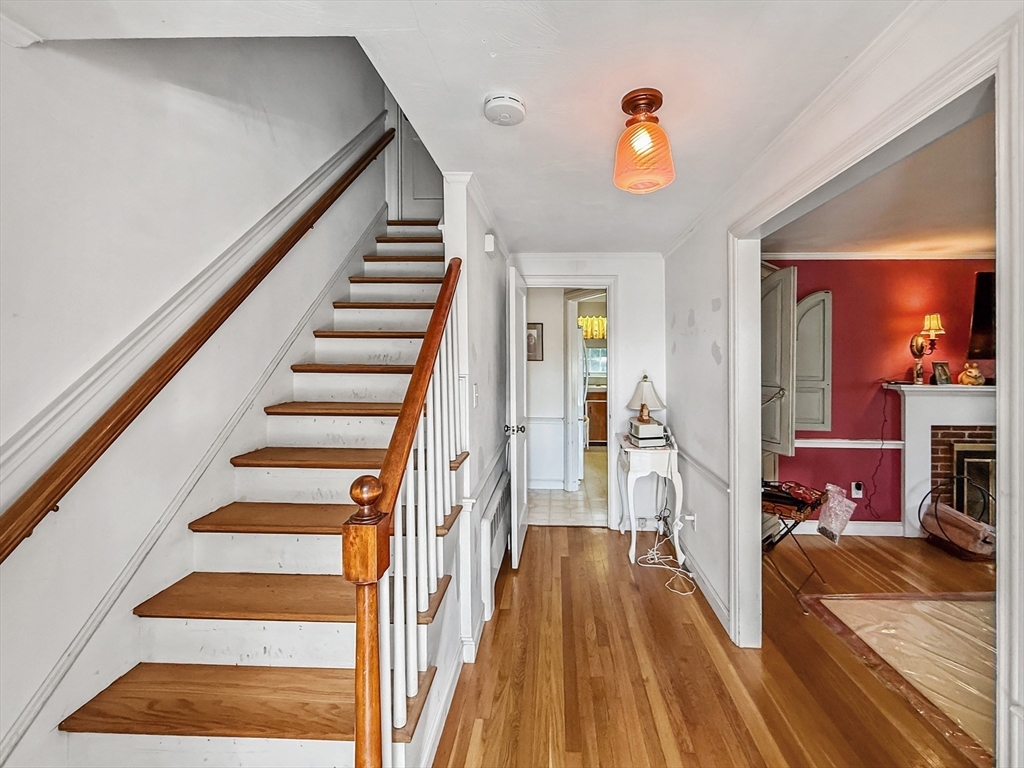 8 Thorndike Rd