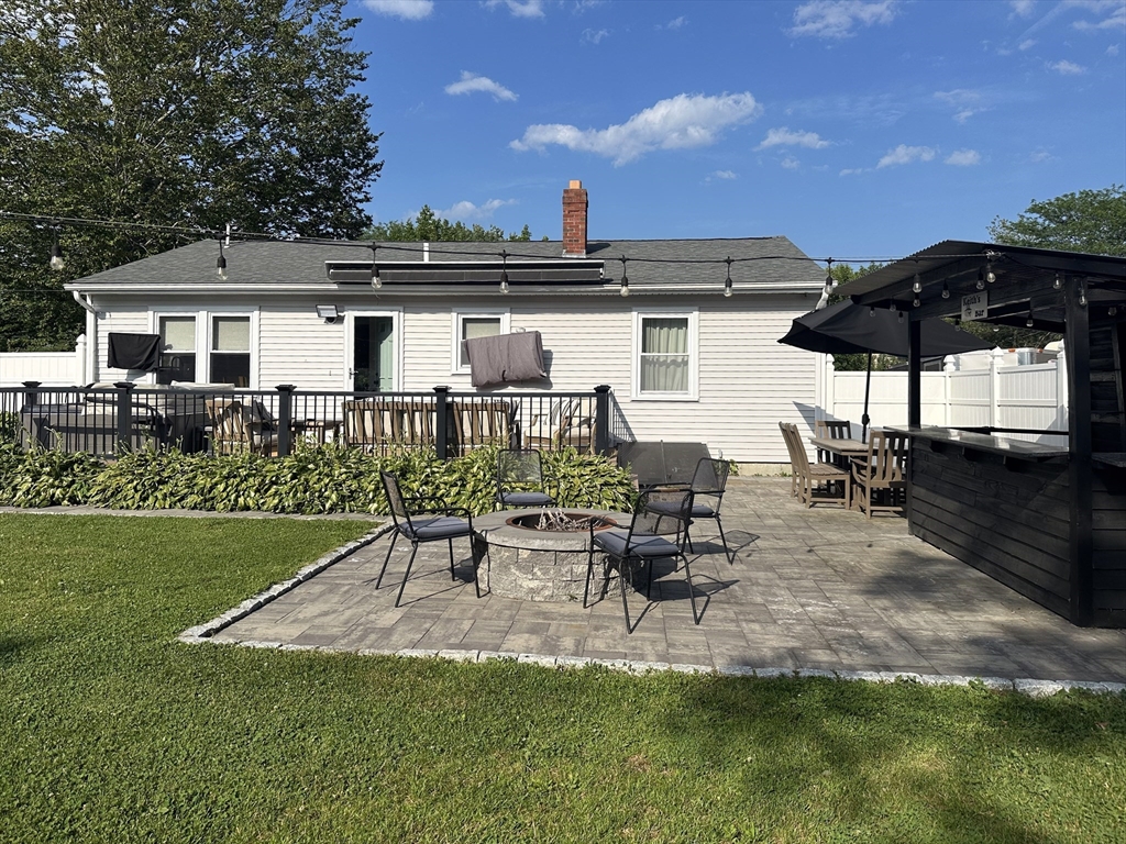 49 W Hill Rd
