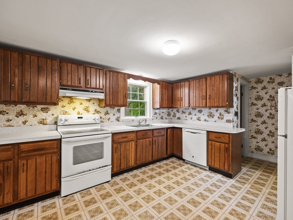51 Quaboag Road