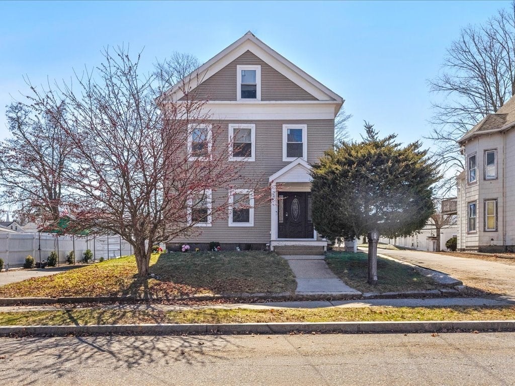 Photo of 24 Summer St, Westborough, MA