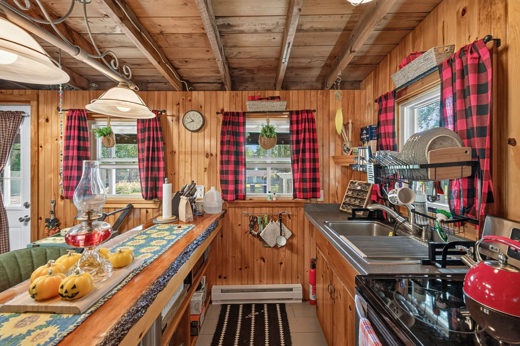 29 Central Ave, Lakeville, MA, 29 Central Ave, Lakeville, MA Photo #13