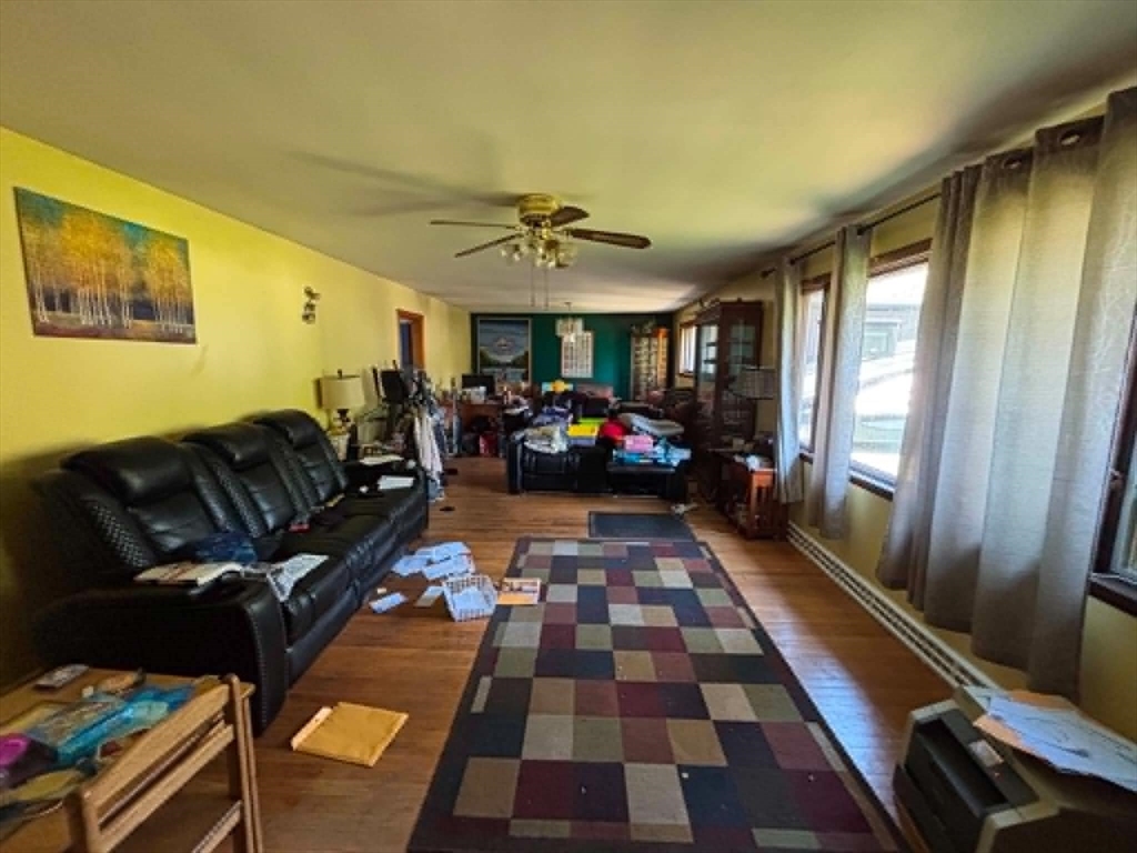 17 Lawn Ave
