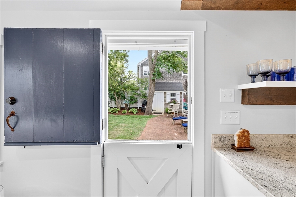 Provincetown, Massachusetts 02657, United States, 4 Bedrooms Bedrooms, ,5 BathroomsBathrooms,Residential,Active,223505