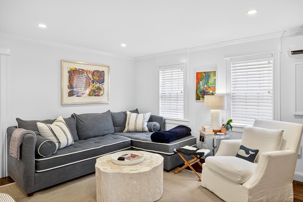 Provincetown, Massachusetts 02657, United States, 4 Bedrooms Bedrooms, ,5 BathroomsBathrooms,Residential,Active,223505