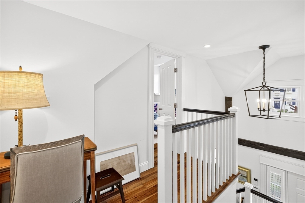 Provincetown, Massachusetts 02657, United States, 4 Bedrooms Bedrooms, ,5 BathroomsBathrooms,Residential,Active,223505