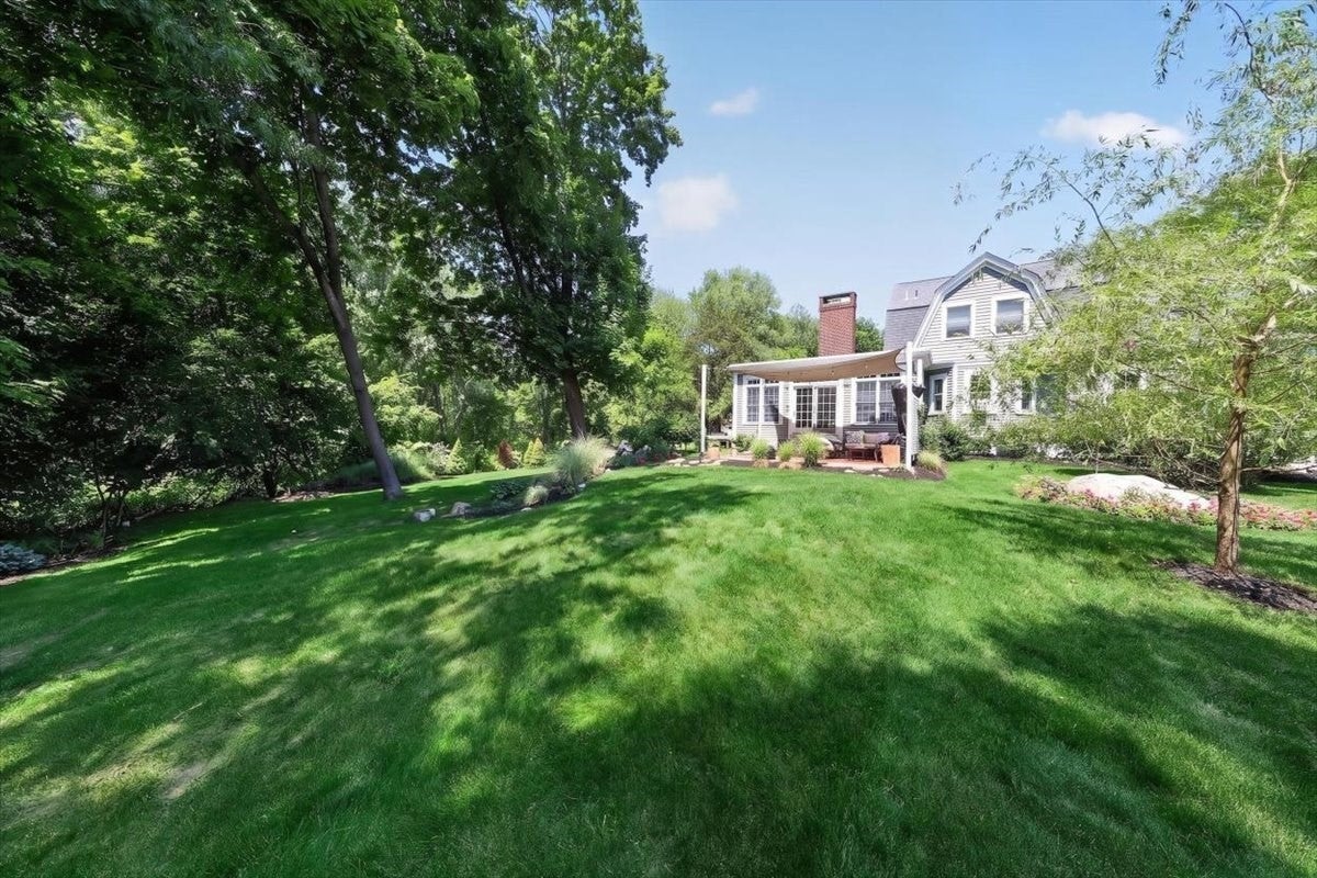 81 Hobart St, Hingham, MA Photo #28