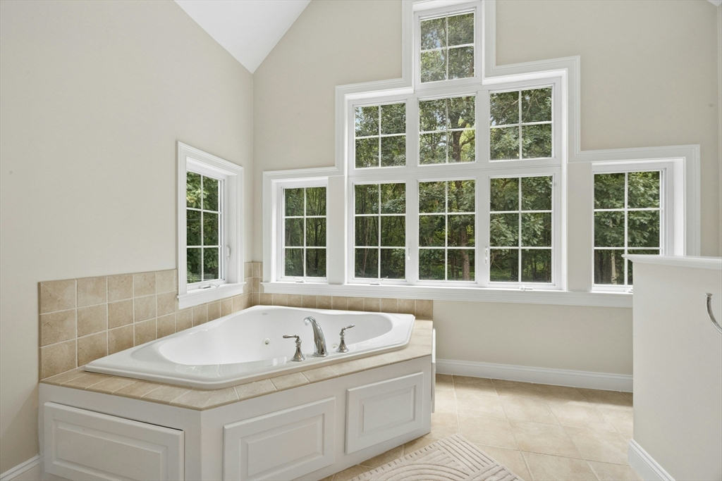 33 Dairy Drive, Upton, MA Photo #25