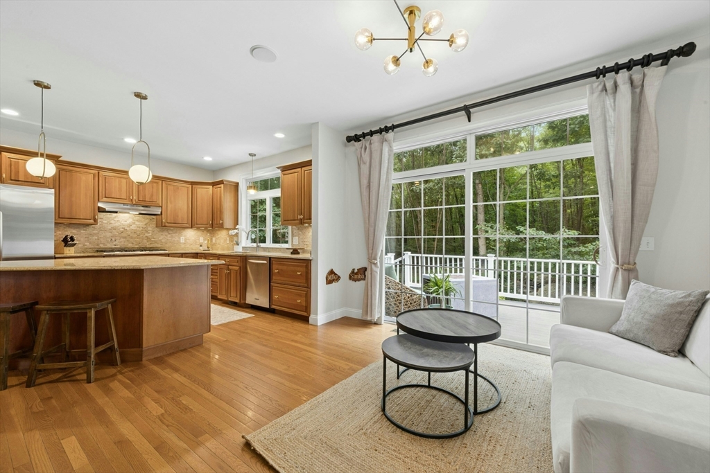 33 Dairy Drive, Upton, MA Photo #6