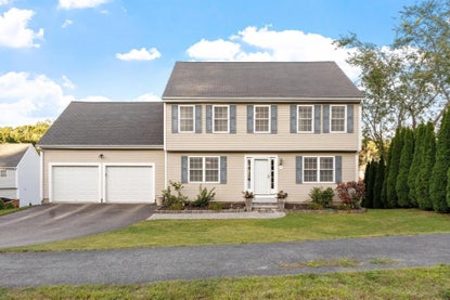 4 Fatima Ln – Investment Home