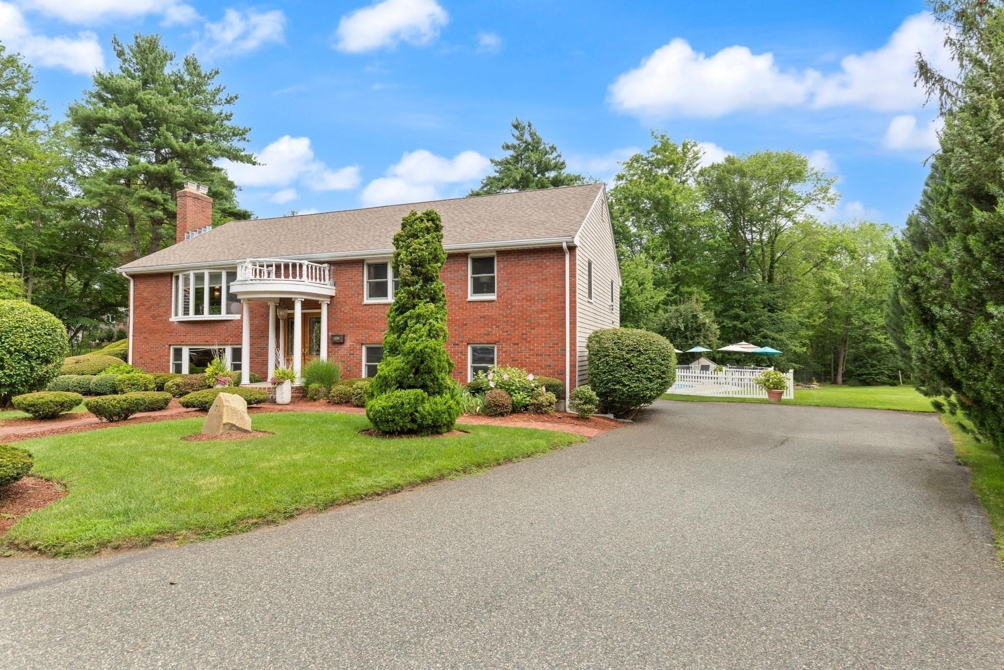 71 Poulos Rd