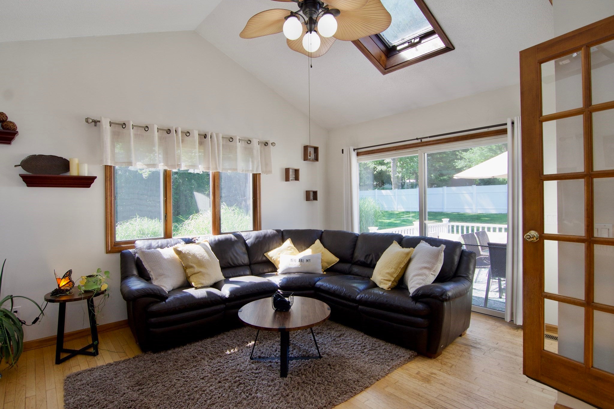 116 Warwick Dr, Ludlow, MA Photo #27