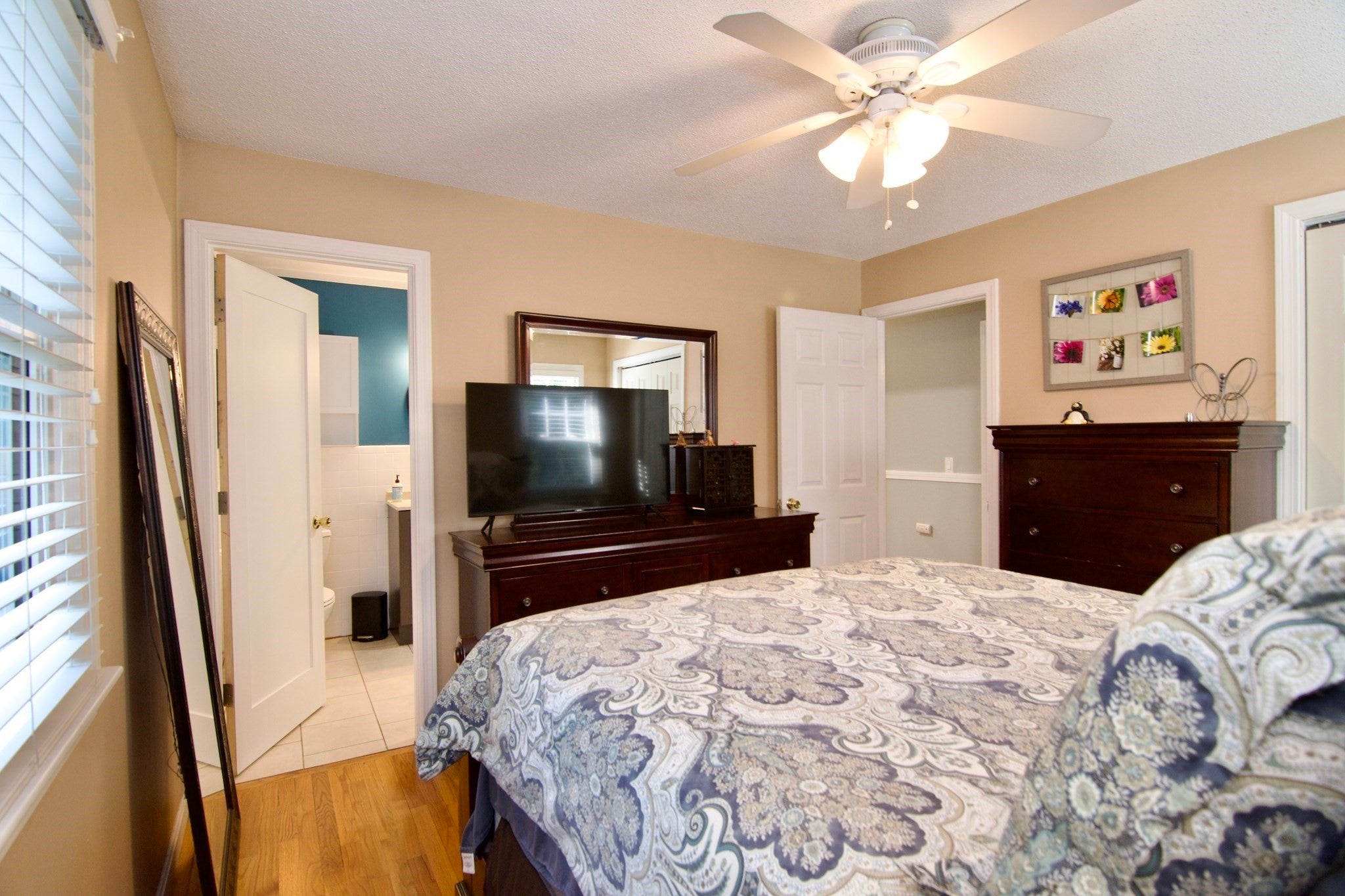 116 Warwick Dr, Ludlow, MA Photo #34
