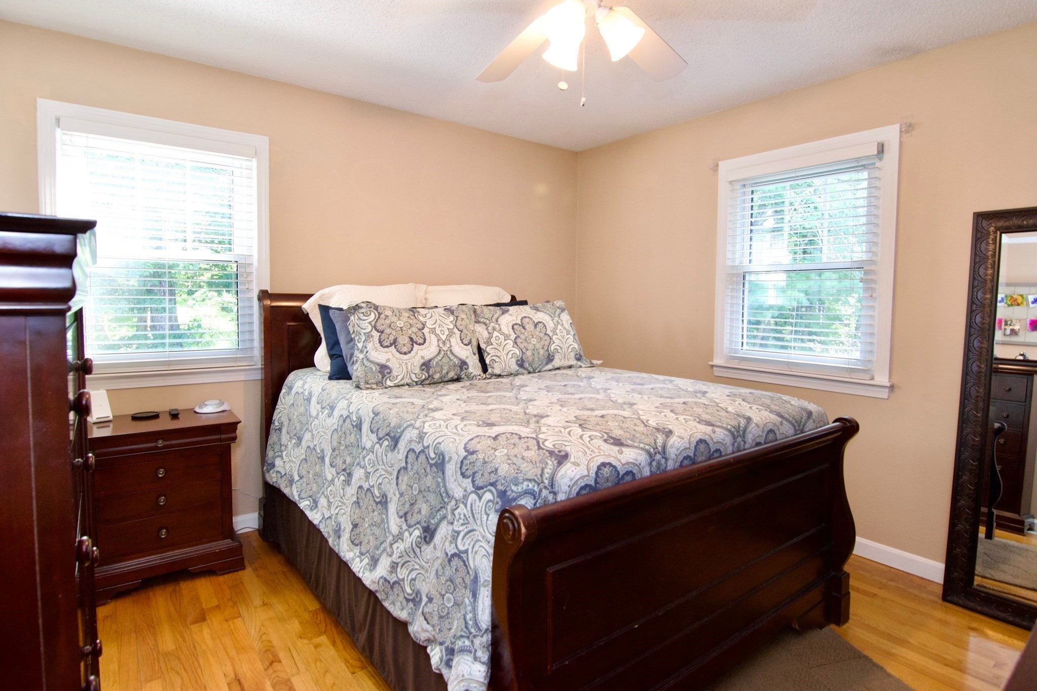 116 Warwick Dr, Ludlow, MA Photo #31