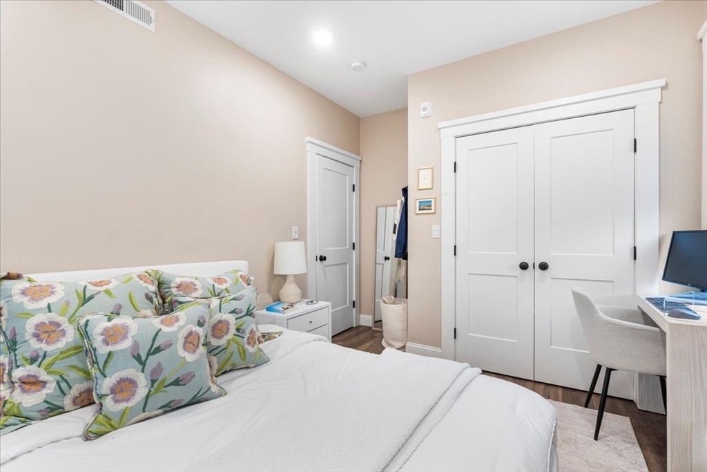 701 East 2nd Street 1