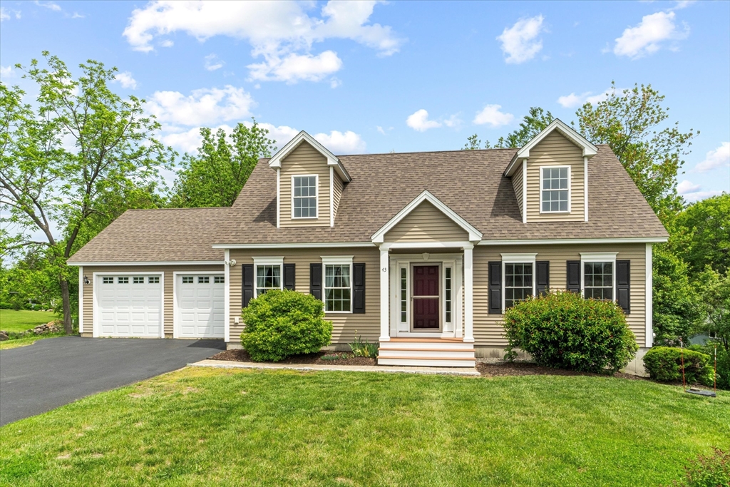43 Julian Dr