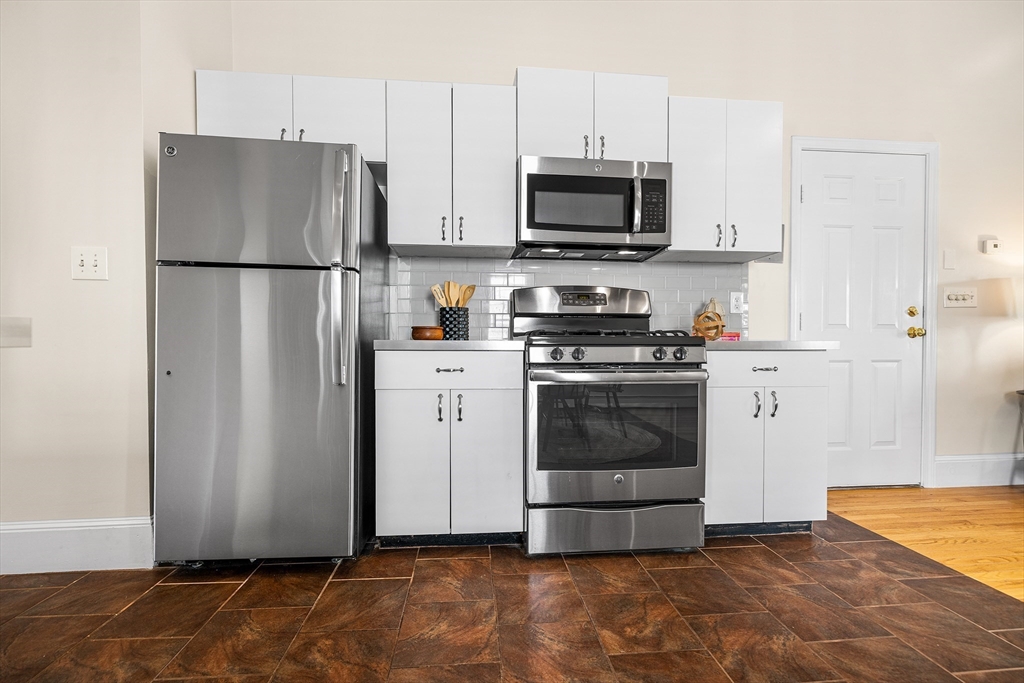 23 Chestnut Street 2L