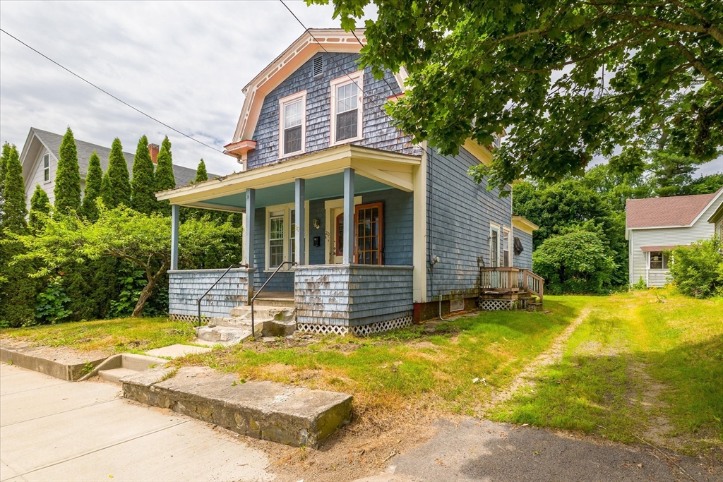 20 Maple St