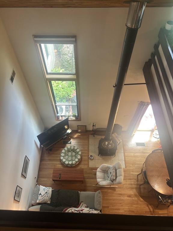 Cambridge, Massachusetts 02141, United States, 2 Bedrooms Bedrooms, ,2 BathroomsBathrooms,Residential,Active,164637