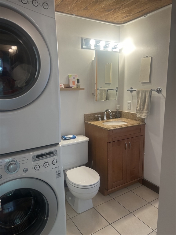 Cambridge, Massachusetts 02141, United States, 2 Bedrooms Bedrooms, ,2 BathroomsBathrooms,Residential,Active,164637