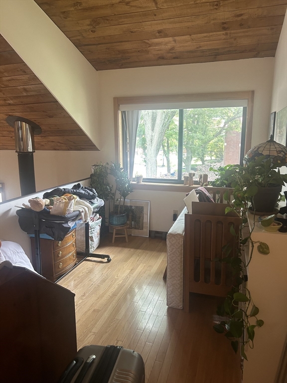 Cambridge, Massachusetts 02141, United States, 2 Bedrooms Bedrooms, ,2 BathroomsBathrooms,Residential,Active,164637