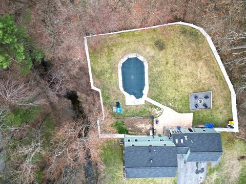 126 Kenwood Rd Dracut MA 01826