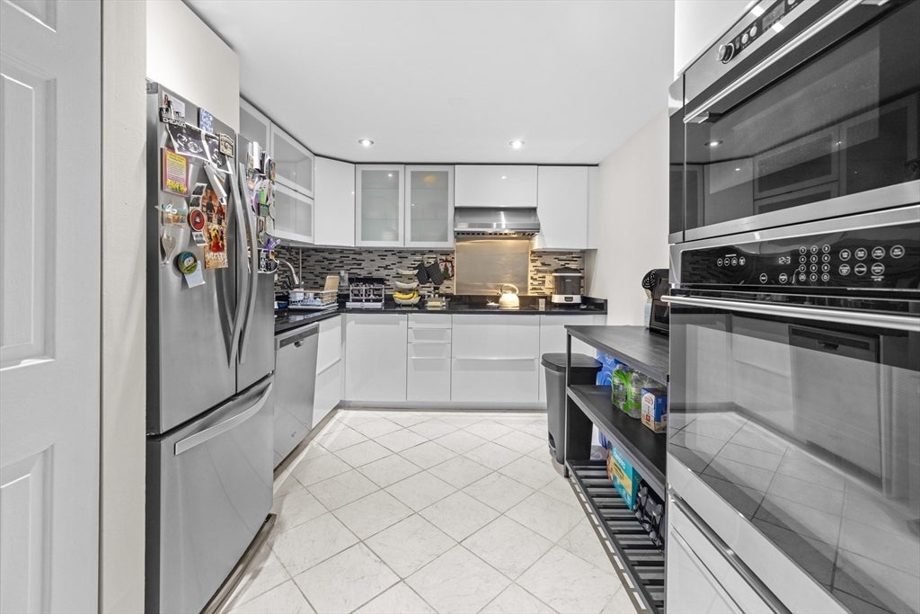 30 Revere Beach Pkwy #109, Medford, MA, 30 Revere Beach Pkwy #109, Medford, MA Photo #4