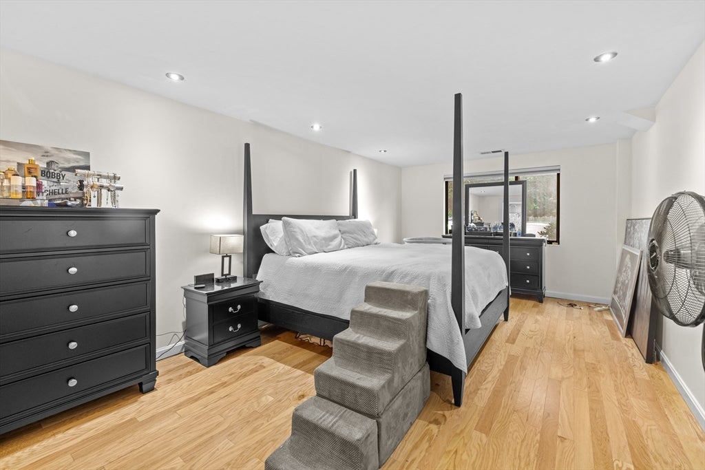30 Revere Beach Pkwy #109, Medford, MA, 30 Revere Beach Pkwy #109, Medford, MA Photo #6