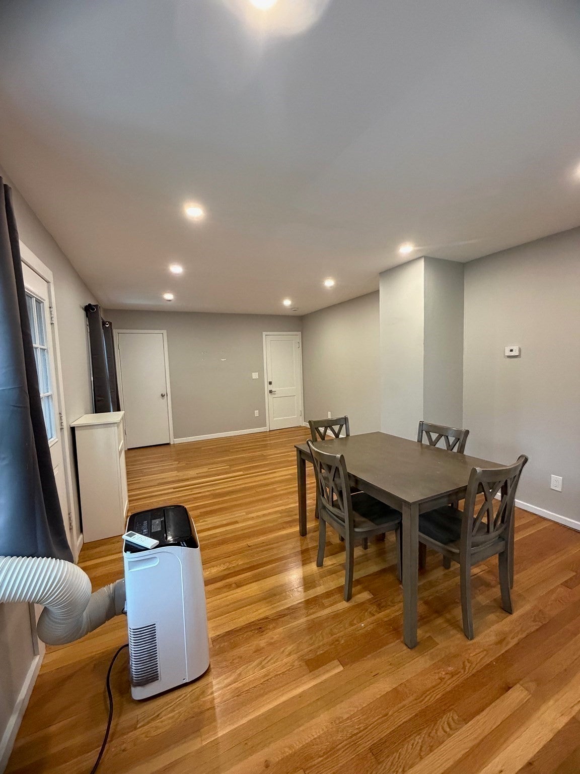 80 Hilton St, Chicopee, MA Photo #22
