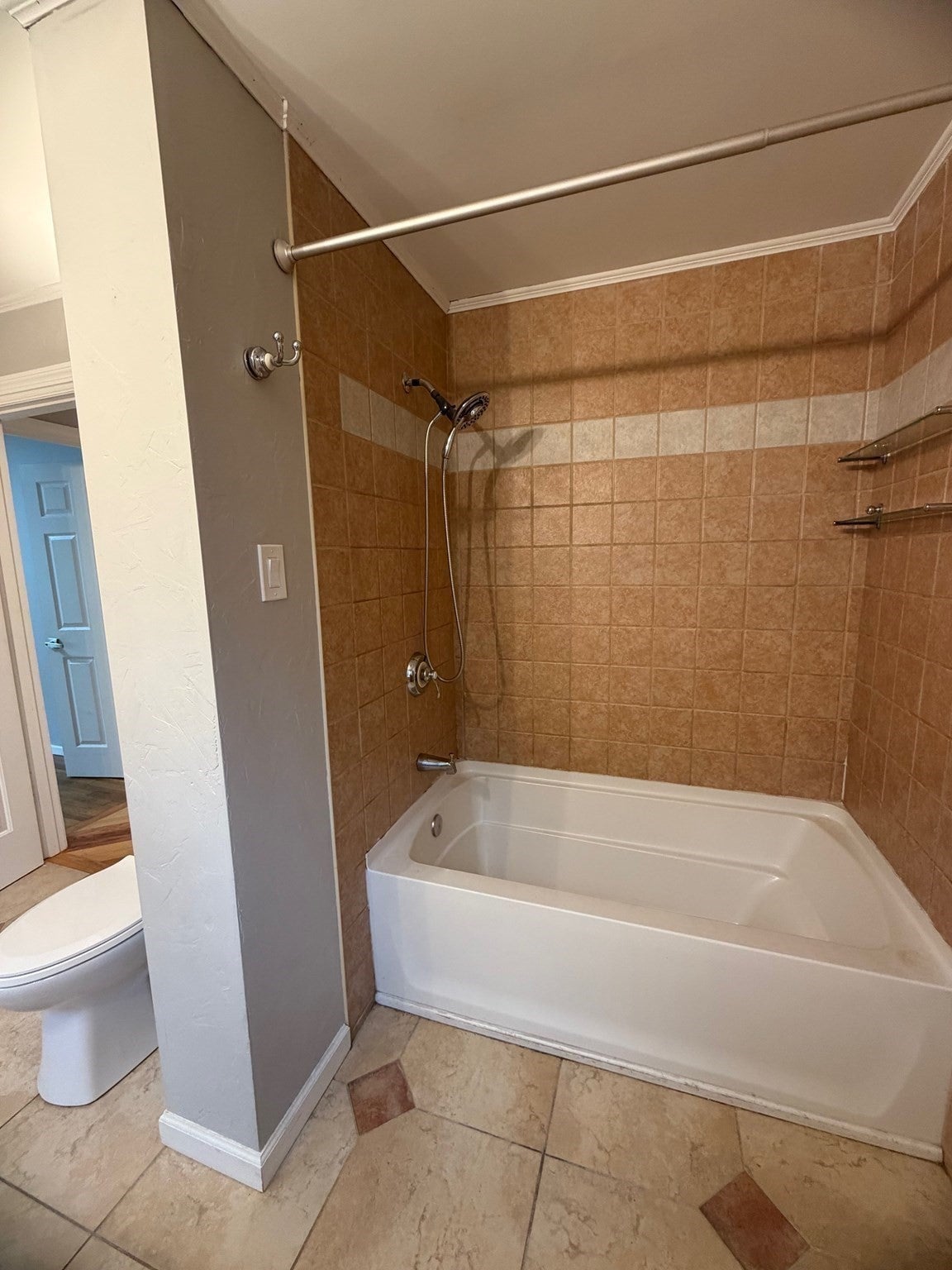 80 Hilton St, Chicopee, MA Photo #18
