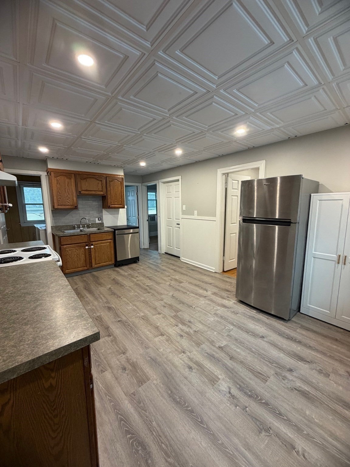 80 Hilton St, Chicopee, MA Photo #20