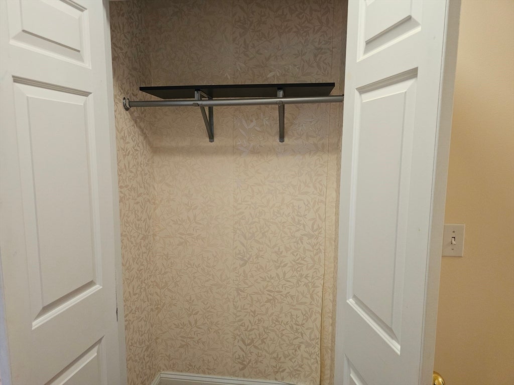 202 Falls Blvd, Quincy, MA, 202 Falls Blvd, Quincy, MA Photo #17