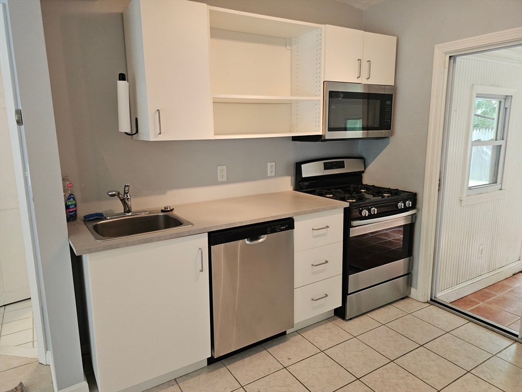 202 Falls Blvd, Quincy, MA, 202 Falls Blvd, Quincy, MA Photo #11