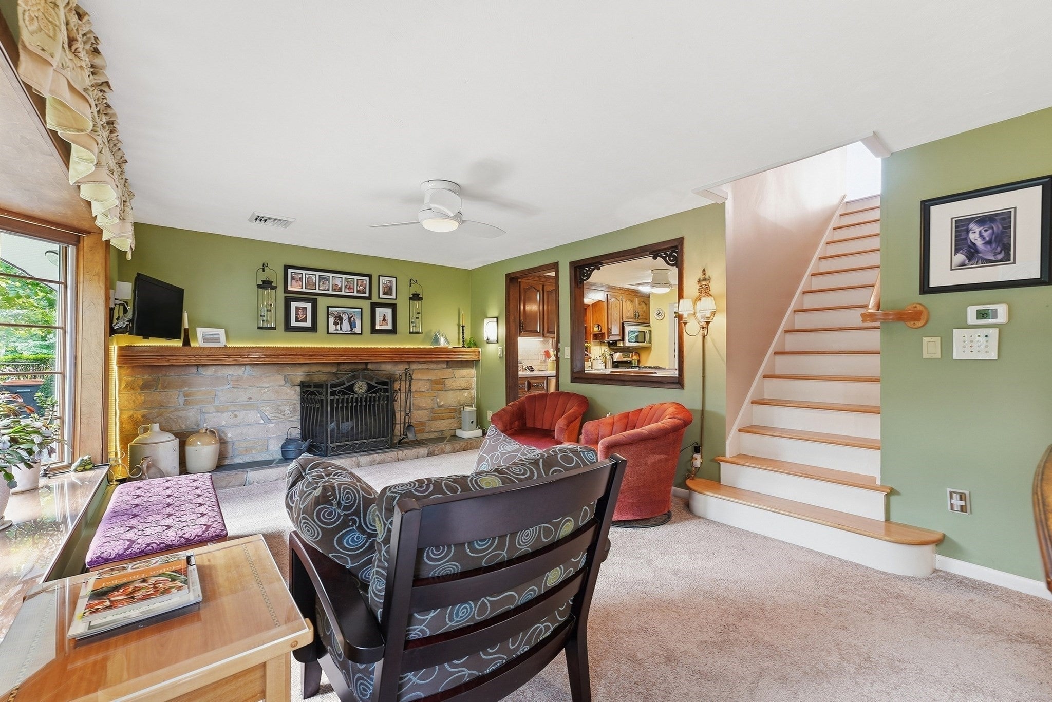 72 Sunset Terrace, Agawam, MA, 72 Sunset Terrace, Agawam, MA Photo #2