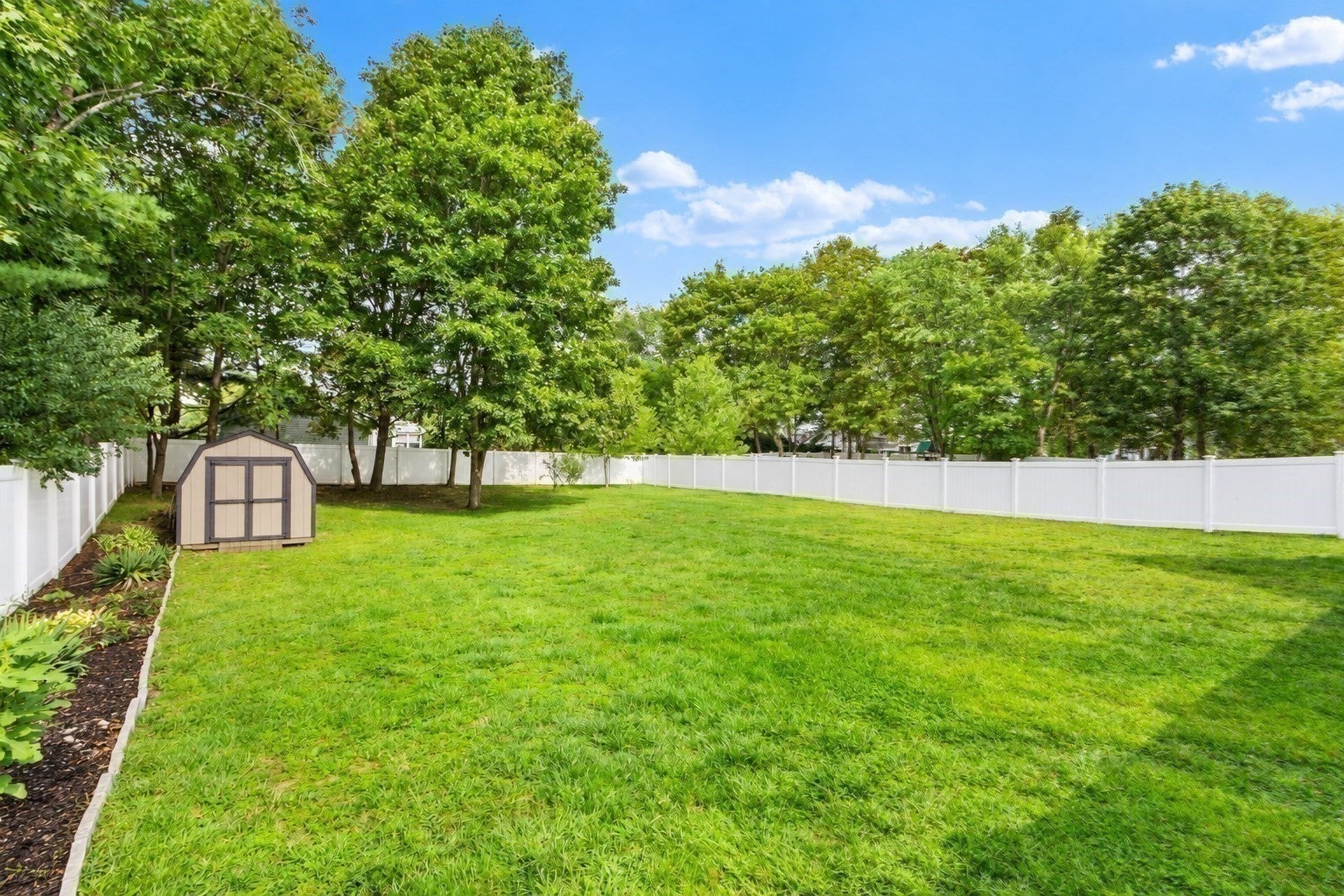 80 Pleasant St #80, Medfield, MA Photo #30