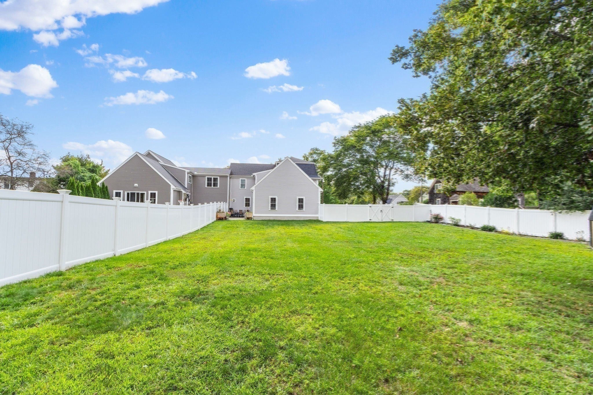 80 Pleasant St #80, Medfield, MA Photo #27