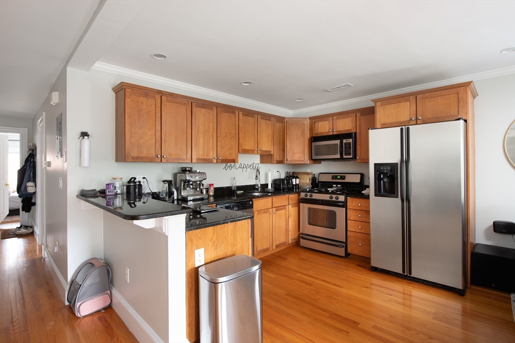 362 Faneuil St 3