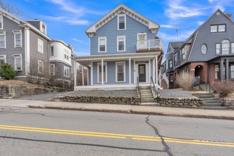 78 Elm St Worcester MA 01609