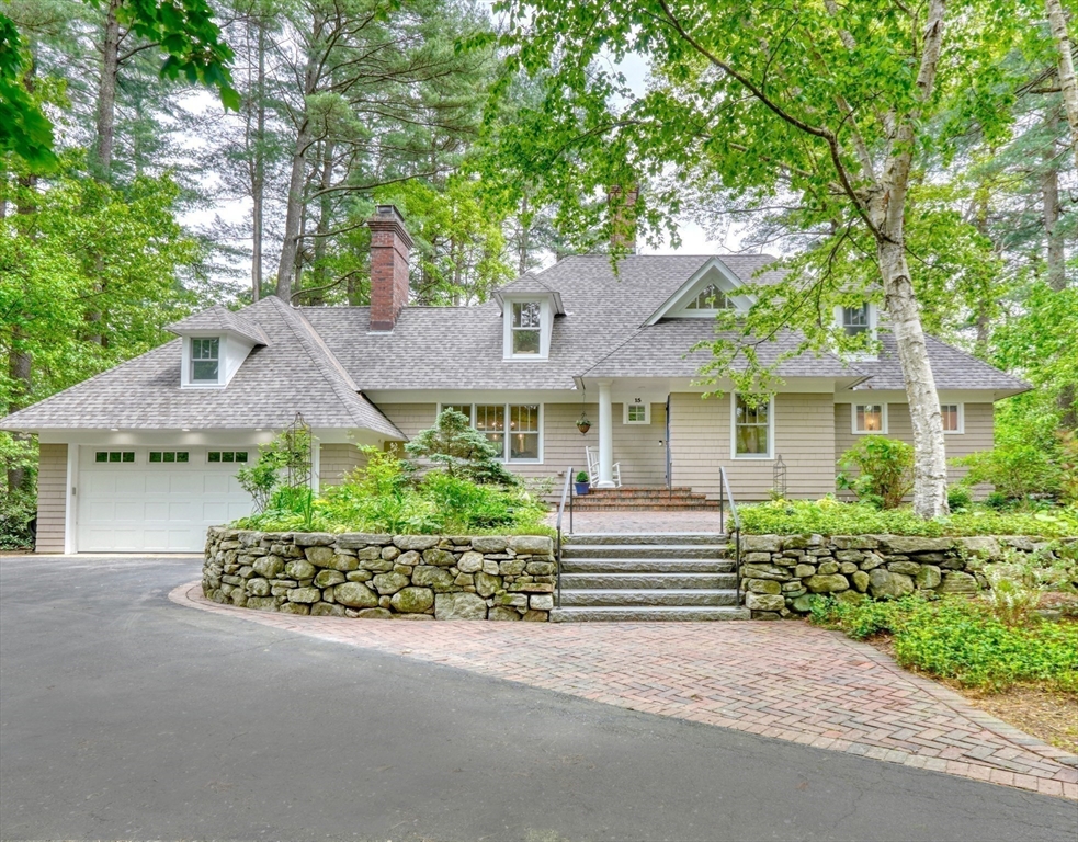15 Blackburnian Road