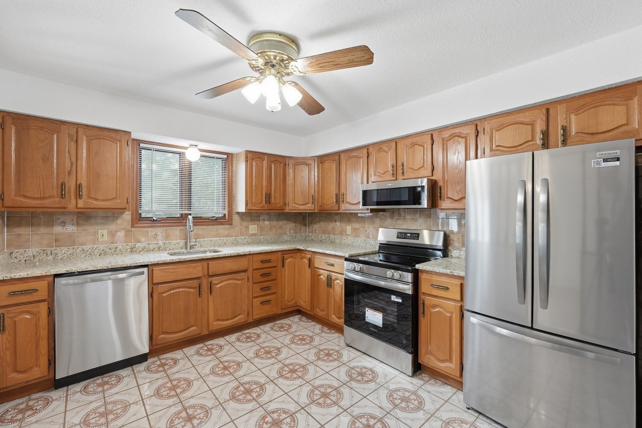 32 Clyde ST, Seekonk, MA, 32 Clyde ST, Seekonk, MA Photo #18