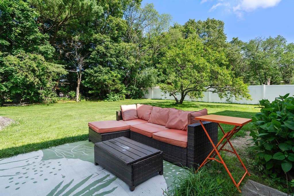 34 Irving Dr