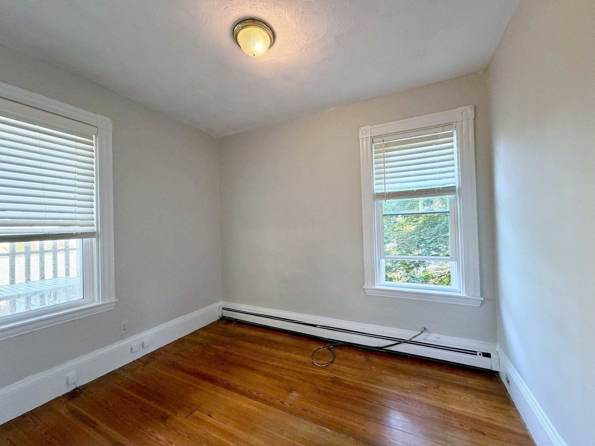 28 Saint Martin St. 1