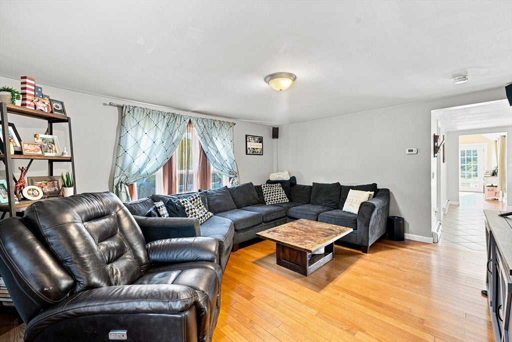 251 Oak St, Raynham, MA Photo #15