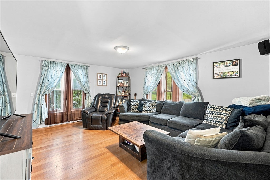 251 Oak St, Raynham, MA Photo #14