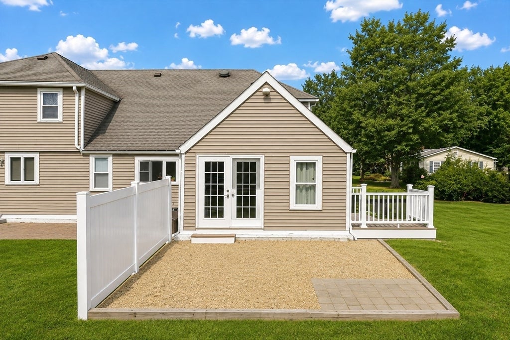 251 Oak St, Raynham, MA Photo #42
