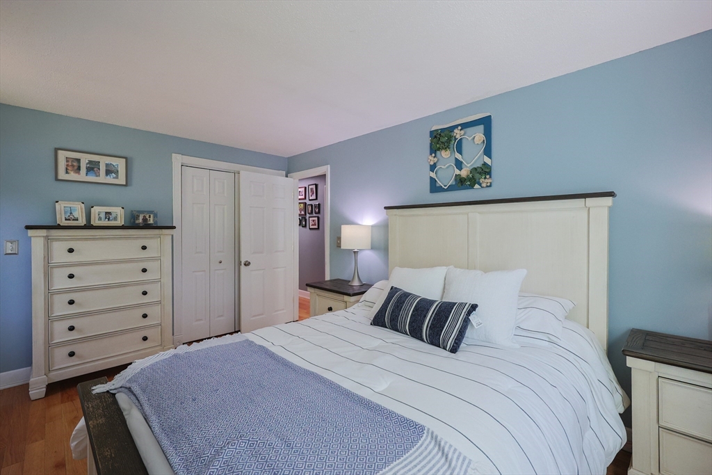 Milford, Massachusetts 01757, United States, 3 Bedrooms Bedrooms, ,2 BathroomsBathrooms,Residential,Active,167844